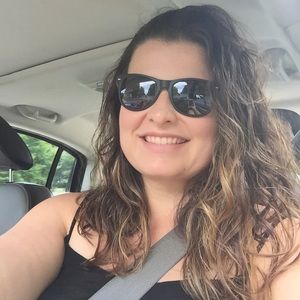 Meet your Posher, Nina